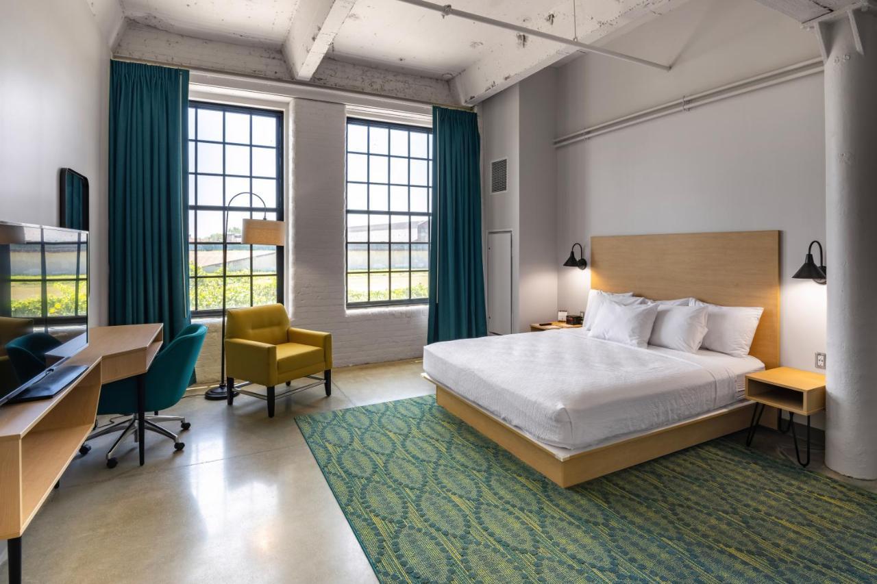 The Warehouse Hotel At Champion Mill Hamilton Exterior foto