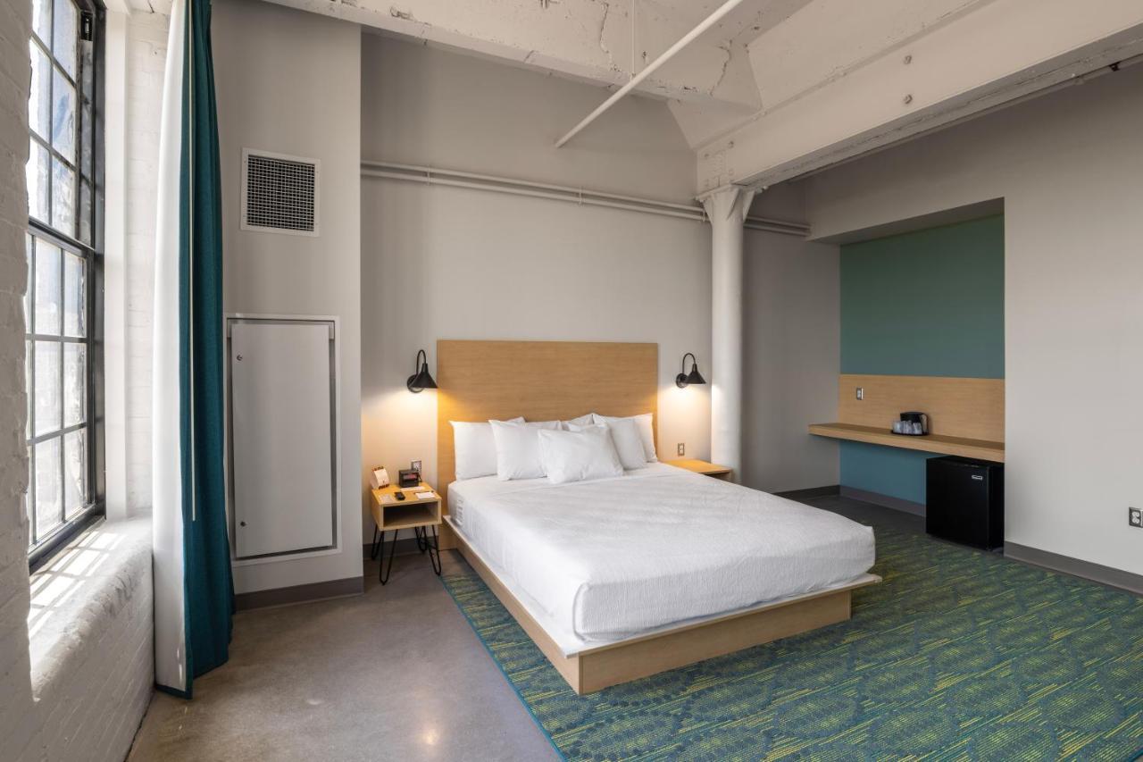 The Warehouse Hotel At Champion Mill Hamilton Exterior foto